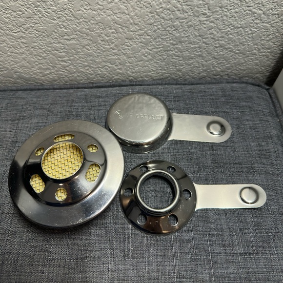 Le Creuset Table Top Fondue Cast Iron - Picture 6 of 10